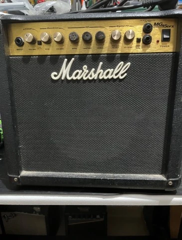 Marshall MG15 DFX