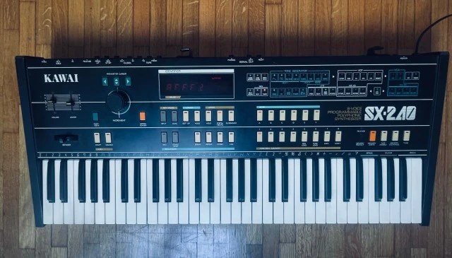  Kawai SX-240 8-voice polyphonic analog synthesizer