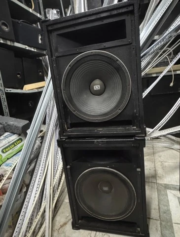 Πωλούνται Ζεύγος Επαγγελματικά Subwoofer aa-CRAAFT Audi