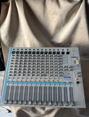 αυτοενισχυόμενος μίκτης Acustica MX12E + Ενισχ