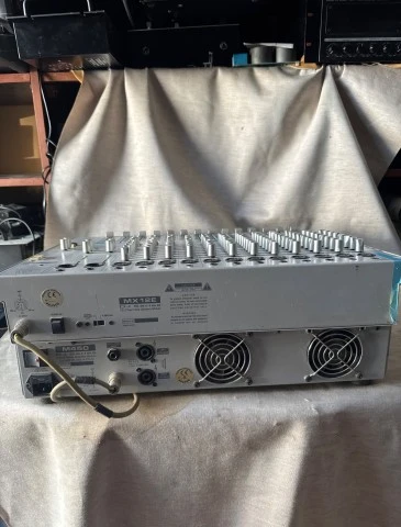 αυτοενισχυόμενος μίκτης Acustica MX12E + Ενισχ