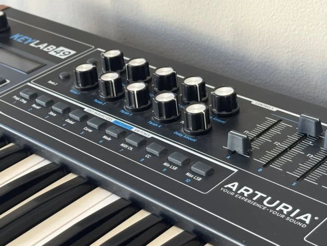 Arturia Keylab 49 MKI black edition
