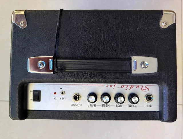 Ενισχυτής μπάσου Ashdown Studio 15w
