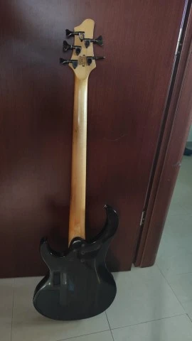 Ibanez BTB305 5χορδο