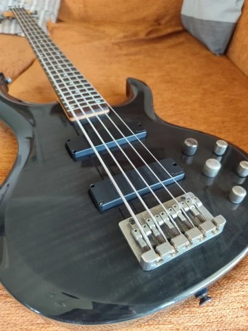 Ibanez BTB305 5χορδο