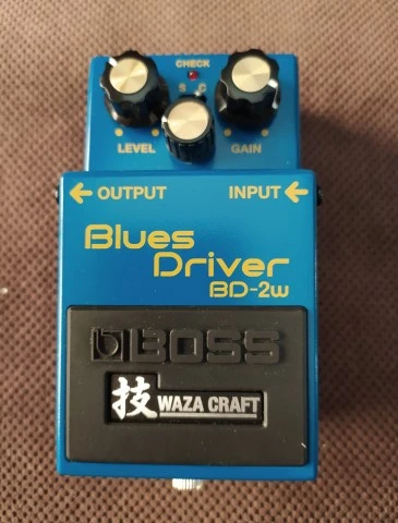 Boss BD-1W