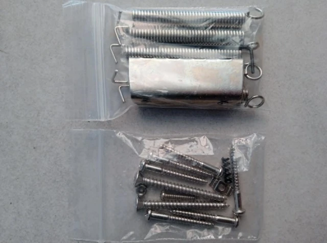 Fender Tremolo System (for 57/62 Vintage Strat)
