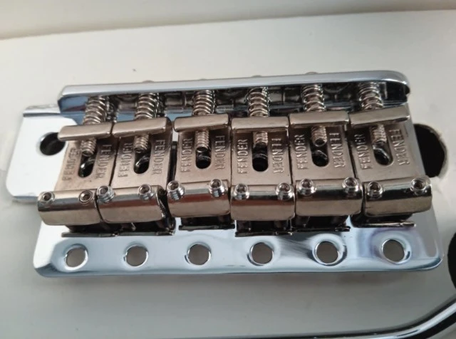 Fender Tremolo System (for 57/62 Vintage Strat)