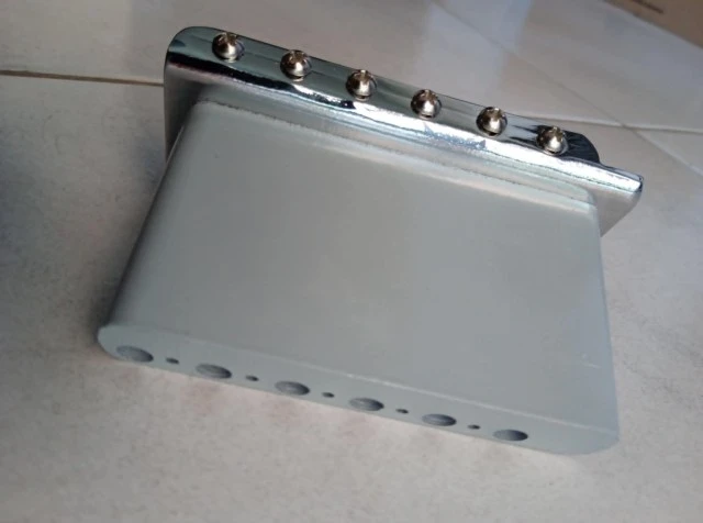 Fender Tremolo System (for 57/62 Vintage Strat)