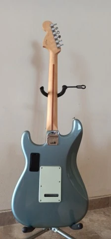 Fender Stratocaster Roadhouse Deluxe