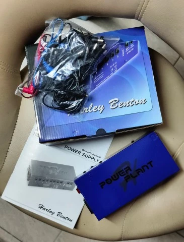 Harley Benton PowerPlant Τροφοδοτικό για πετάλια