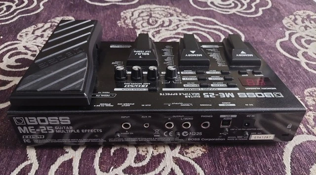 Boss ME-25