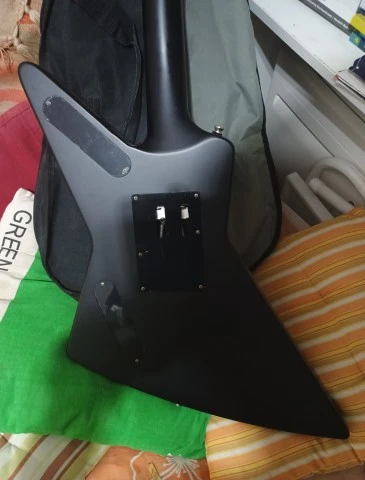 Epiphone Brendon Small GhostHorse Explorer  (+ θήκη)