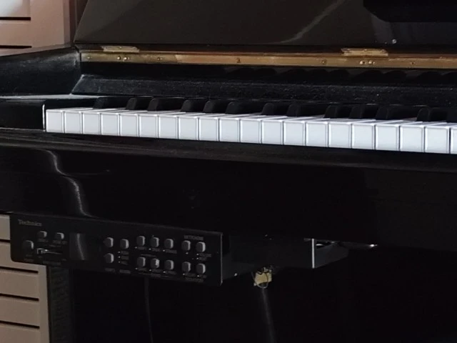  Yamaha U2 Silent