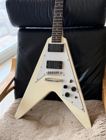 Flying V James Hetfield OGV Tribute