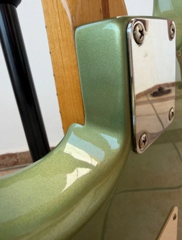 Fender Stratocaster sage green 