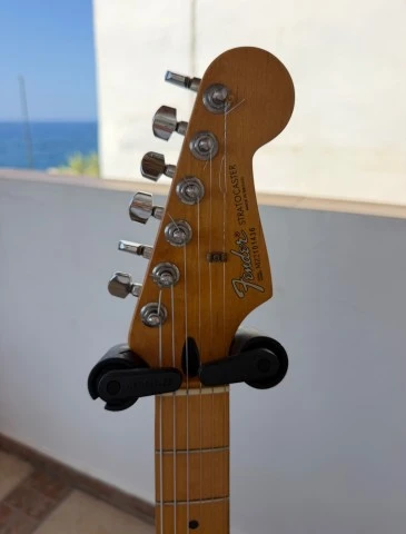 Fender Stratocaster sage green 