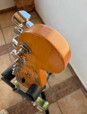 Fender Stratocaster sage green 