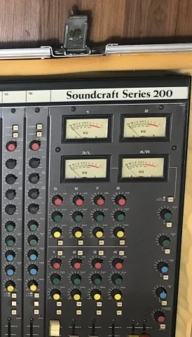 Soundcraft Series 200-16 Channels Mixer Studio Vintage