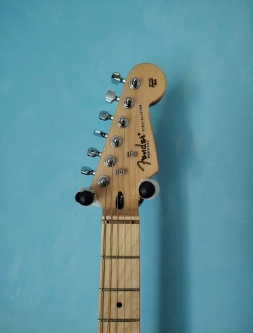 Fender replica 