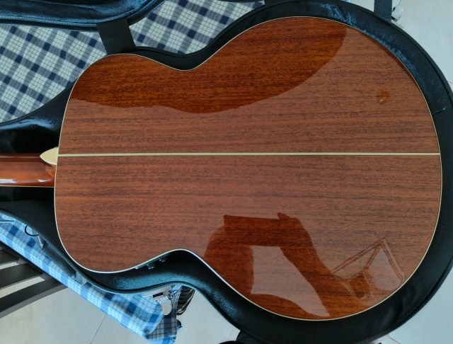Left Handed Harley Benton 12 strings Custom Line 412E