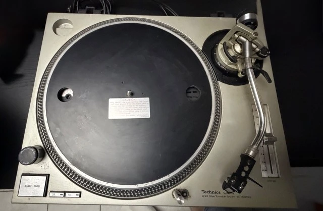 Technics sl 1200 mk2