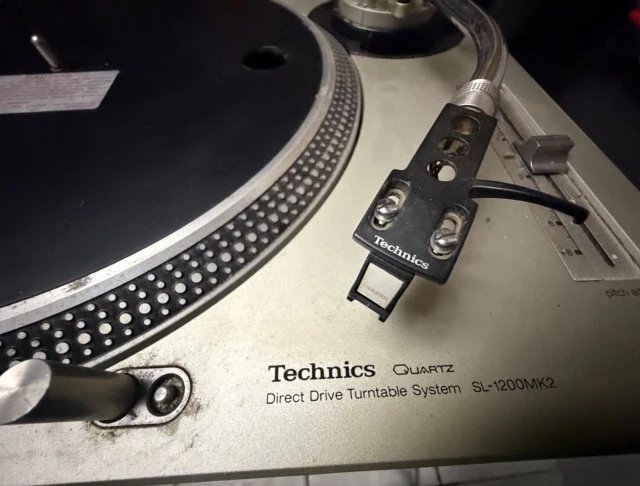 Technics sl 1200 mk2