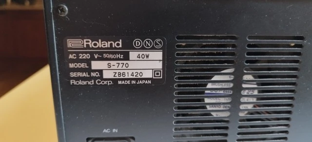 Roland S-770 Sampler