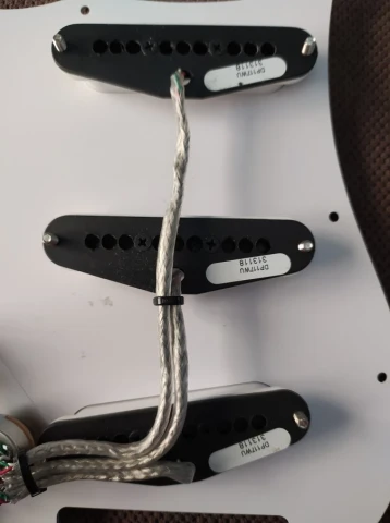  Yngwie Malmsteen Pickups - Di Marzio HS-3 