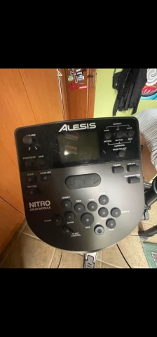 Alesis Nitro Mesh Kit Drum Set