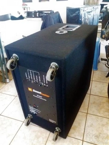 Επαγγελματικό Ηχείο JBL Αυτοενισχυόμενο 