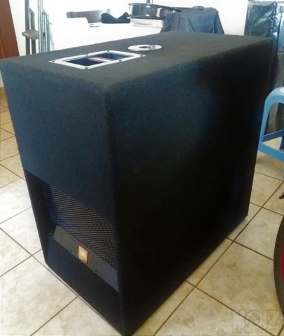 Επαγγελματικό Ηχείο JBL Αυτοενισχυόμενο 