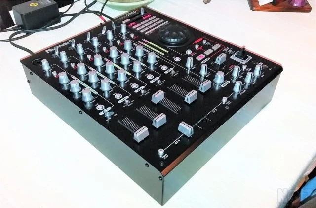 Επαγγελματικός Μίκτης 5κάναλος DJ Mixer 