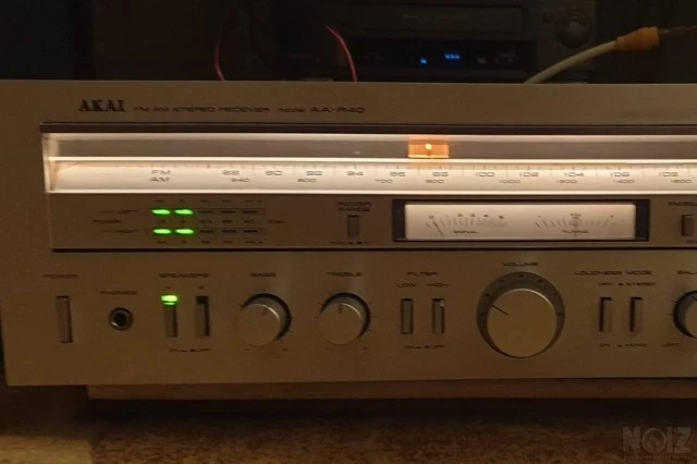 AKAI AA R40  &  GXC 710D