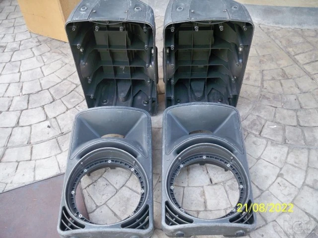 MACKIE  srm450  κενες καμπινες