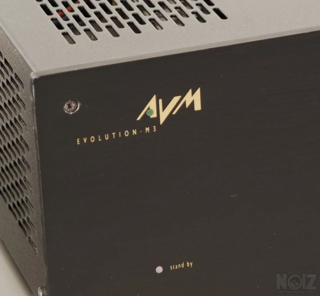 Τελικοί Μονομπλόκ Ενισχυτές AVM Evolutio