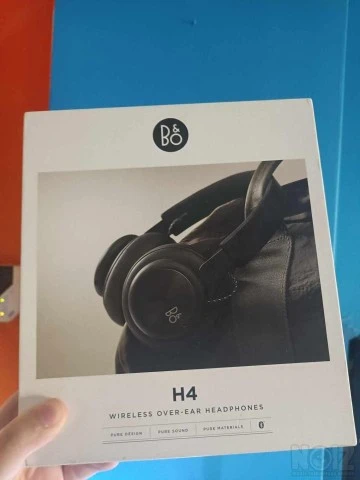 Beoplay H4