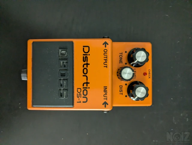 Boss Distortion DS-1  2004