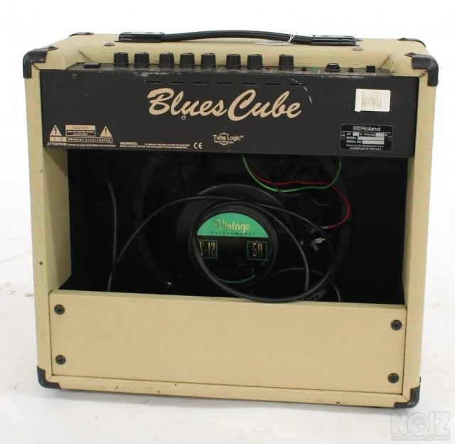 ROLAND  BC-30  Blues Cube guitar combo a