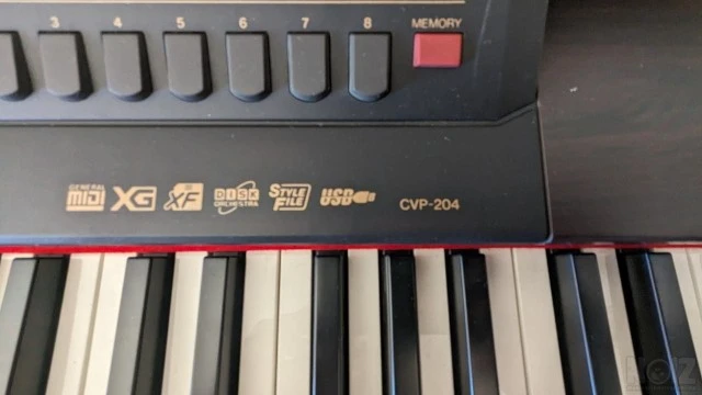 Πιάνο Yamaha Clavinova CVP204