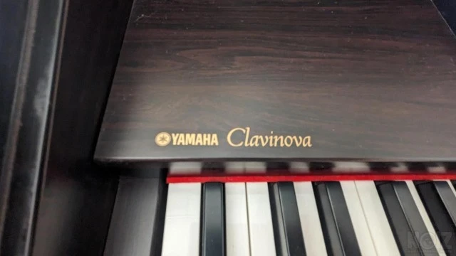 Πιάνο Yamaha Clavinova CVP204