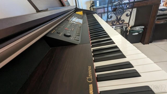 Πιάνο Yamaha Clavinova CVP204