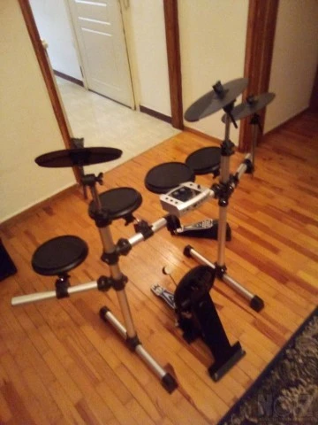 Electronic Drums Millenium