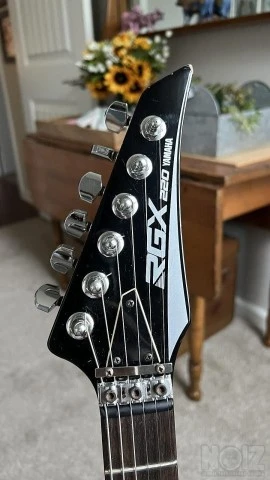 Ζητείται κιθάρα Yamaha RGX220
