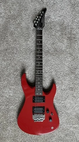 Ζητείται κιθάρα Yamaha RGX220