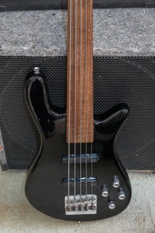 Warwick Rockbass streamer LX 5 string