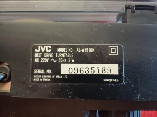 JVC AL-A151 Turntable (Vintage)