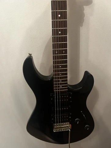 κιθάρα Yamaha Tourgear