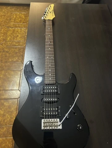 κιθάρα Yamaha Tourgear