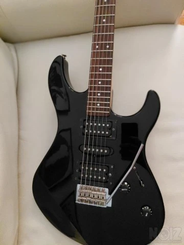 κιθάρα Yamaha Tourgear